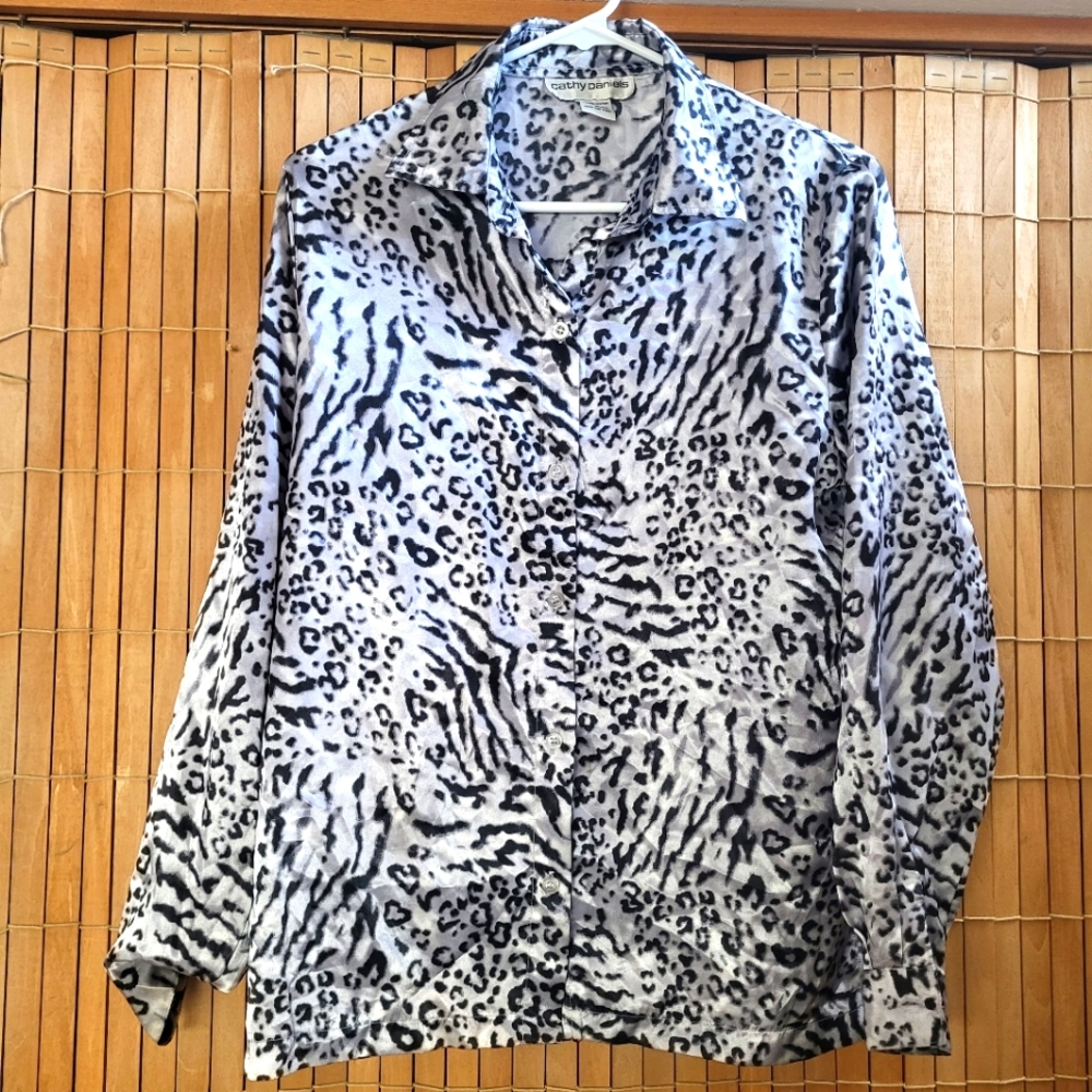 Women's Silver and black button down collared blouse, Size Small